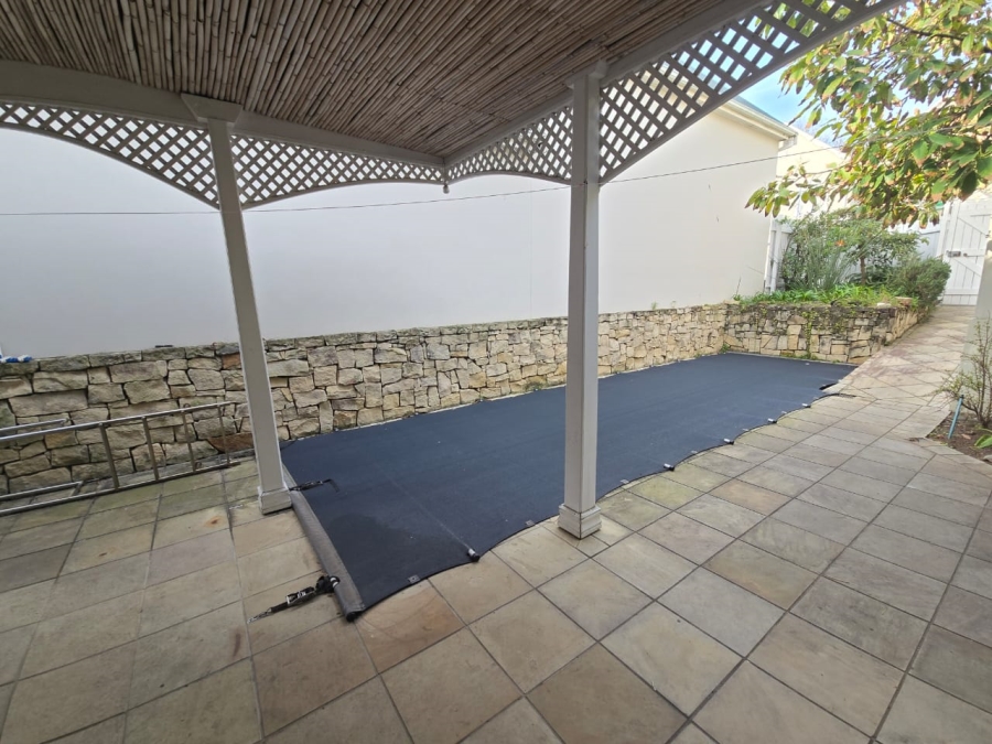 To Let 3 Bedroom Property for Rent in Selborne Eastern Cape